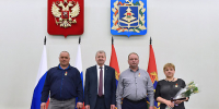 В Брянске чествовали работников бытового обслуживания и ЖКХ - Рассвет