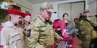 Командир подразделения «БАРС-Брянск» Сергей Антошин поздравил ветеранов с Днем Победы - Рассвет