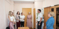 Работников социальной сферы Суземского района поздравили с профессиональным праздником - Рассвет